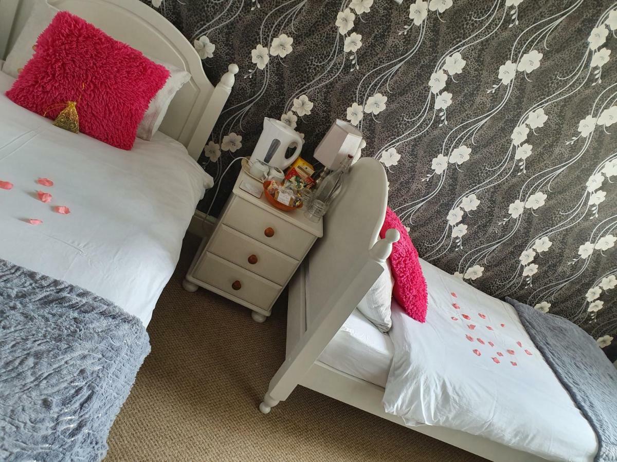 Golden Sands Hotel - St Chad'S Road Blackpool Zewnętrze zdjęcie