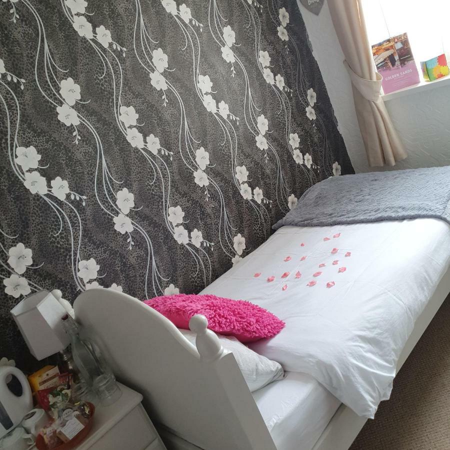 Golden Sands Hotel - St Chad'S Road Blackpool Zewnętrze zdjęcie